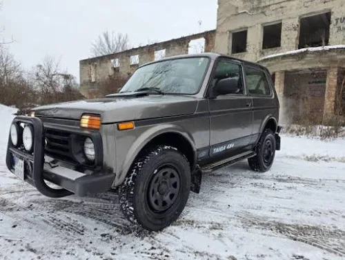 Lada Niva 2000